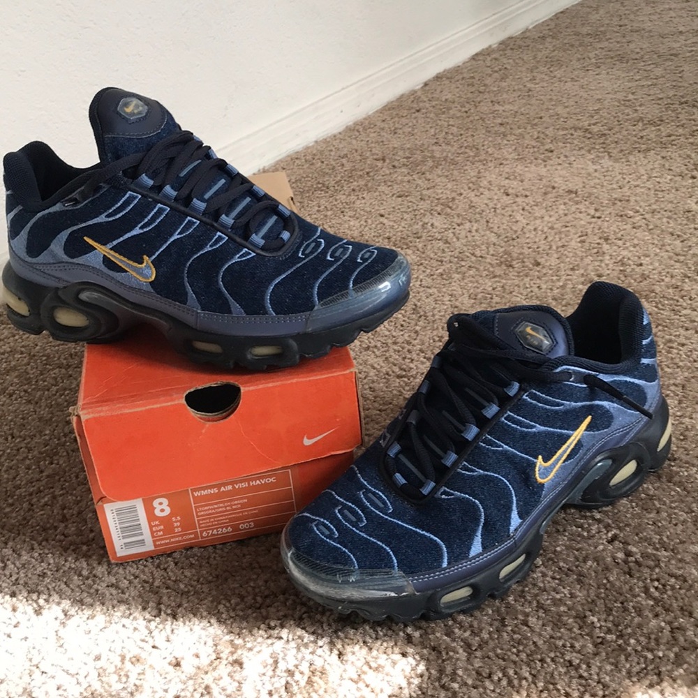 Women’s Nike Air Visi Havoc-Size 8 - Box Included